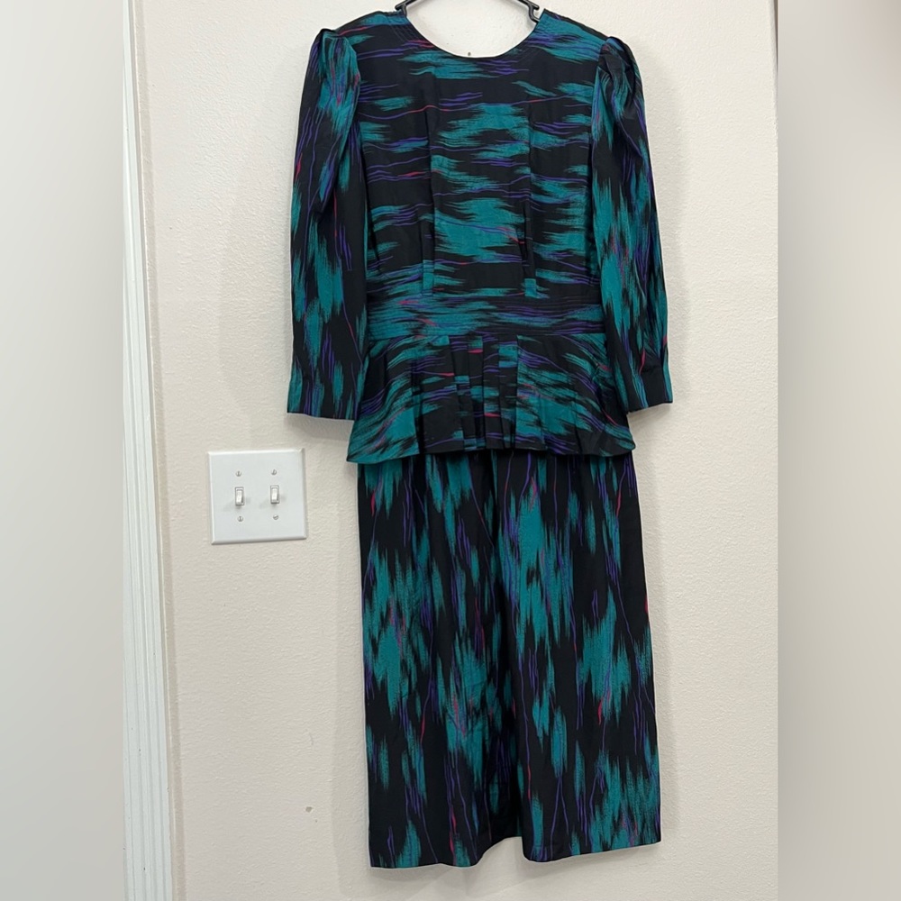 Vintage 1970s Leslie Fay Peplum Midi Dress 3/4 sleeves